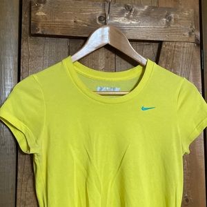 Nike sport tee small